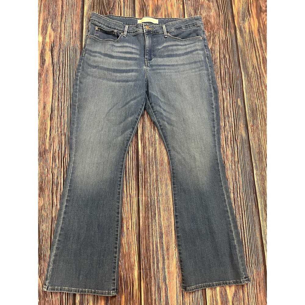Levi's Levi Strauss & Co. Gold Label Women's Totally Shaping Size 34w 30L